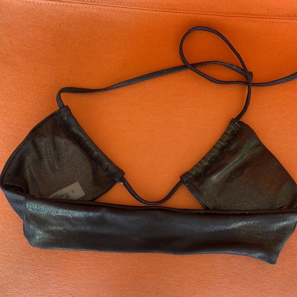 Bikini - Picture 4 of 5